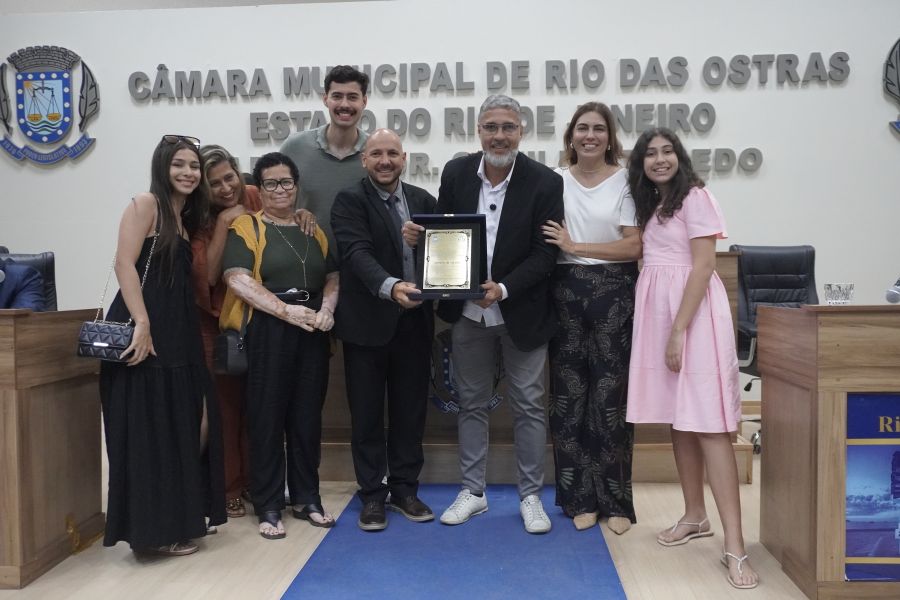 Câmara Municipal realiza sessão solene pelos 34 anos de Rio das Ostras