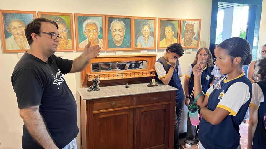 Os alunos conheceram um pouco da história da Casa de Cultura Bento Costa Júnior