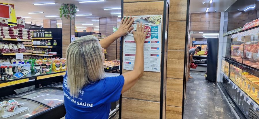 Taxa deve ser paga por estabelecimentos sujeitos à Vigilância Sanitária, como mercados e clínicas Foto: Divulgação