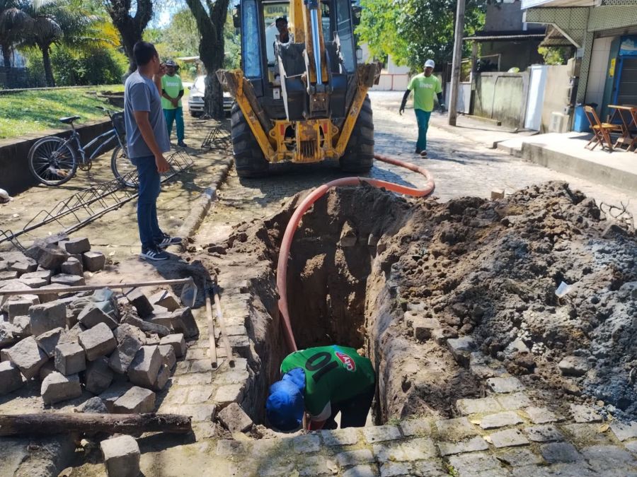 Equipes do SAAE estão limpando e recuperando redes de drenagem em Rocha Leão Foto: Divulgação