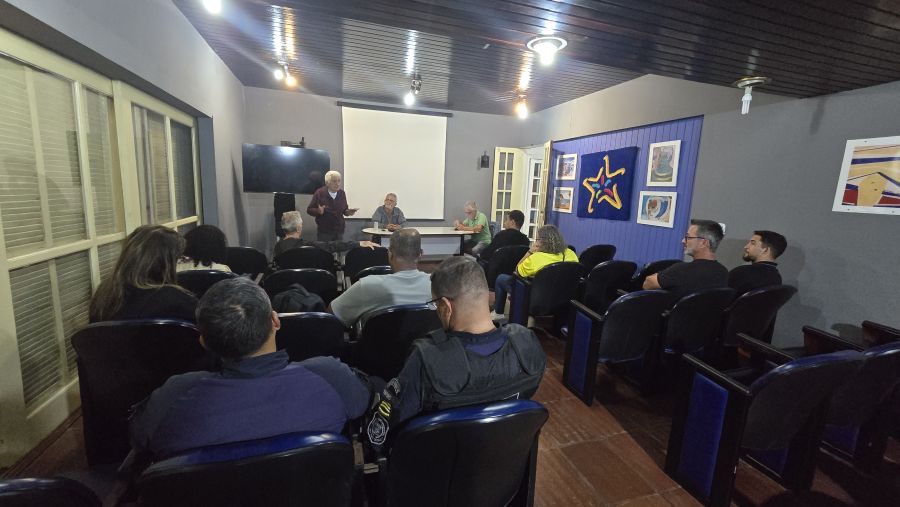 É importante ressaltar que os debates são voltados aos moradores das localidades participarem da escolha de prioridades para os seus setores Foto: Matheus Muller