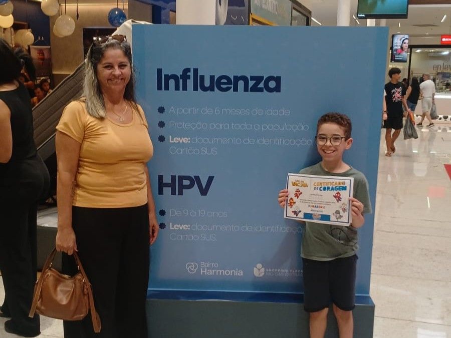 Vacinação no Shopping imunizou criancas, jovens e adultos Foto: Divulgação
