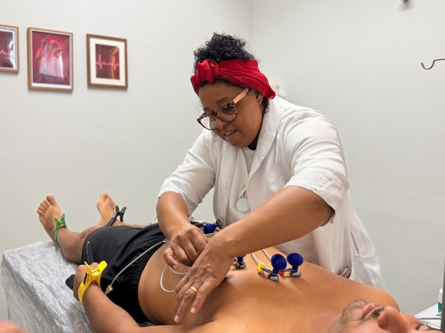 Além de facilitar acesso ao exame, a nova sala de eletrocardiograma agiliza atendimentos e diagnósticos Foto: Ákilla Ribeiro