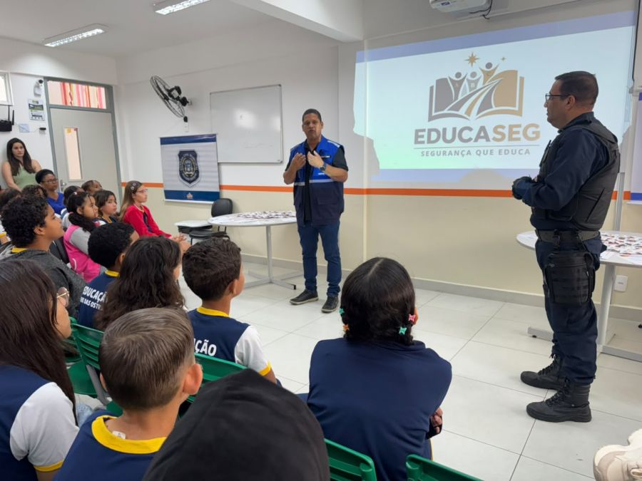 O secretário de Guarda, Trânsito e Ordem Pública, Carlos Menegasi, destacou que o objetivo do Programa Educaseg é contribuir para a formação cidadã dos estudantes Foto: Secom