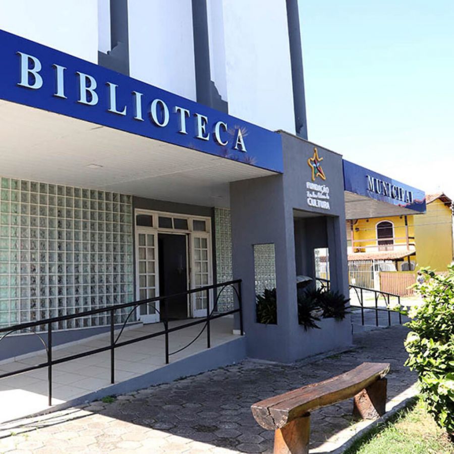 A Biblioteca fina na Avenida Amazonas, s/n – Centro