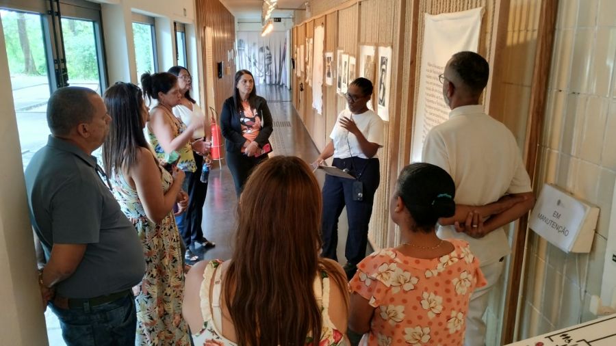 Cuidadores, Enfermagem e outros servidores da Saúde Mental participaram da visita, que integra atividades de qualificação permanente Foto: Divulgação