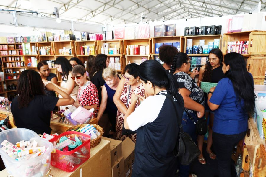 A Rio das Ostras Outlet é uma das maiores feiras de descontos da Região Foto: Divulgação