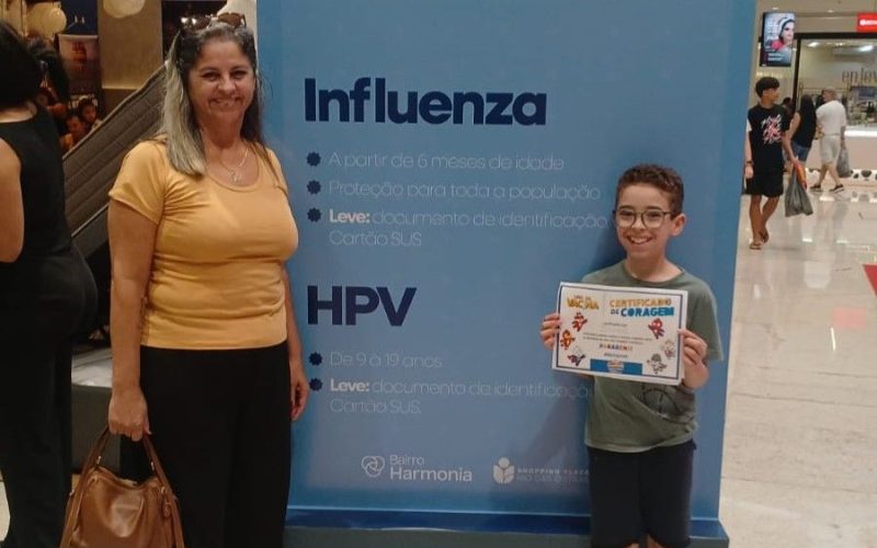Vacinação no Shopping imunizou criancas, jovens e adultos Foto: Divulgação