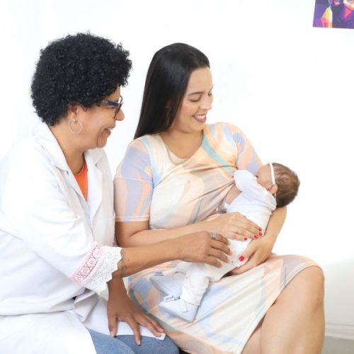 Município incentiva o aleitamento e tem profissionais capacitados a orientar mães e famílias Foto: Akilla Ribeiro