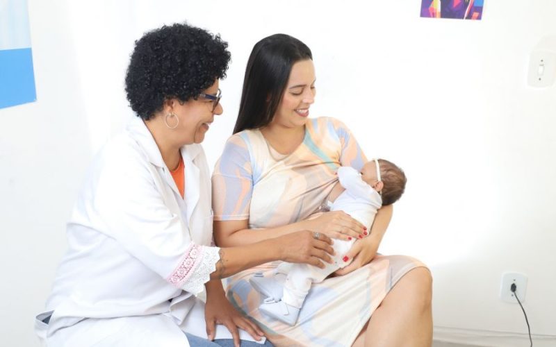 Município incentiva o aleitamento e tem profissionais capacitados a orientar mães e famílias Foto: Akilla Ribeiro