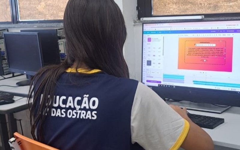 Alunos atuam como produtores de conteúdo ao elaborar reportagens, entrevistas, artigos, registros de projetos e notícias sobre o cotidiano escolar. Foto: Divulgação
