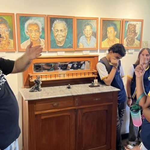 Os alunos conheceram um pouco da história da Casa de Cultura Bento Costa Júnior