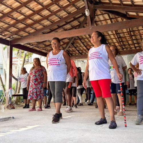 O atendimento visa promover a reabilitação, recuperar a independência funcional, dos pacientes Foto: Ákilla Ribeiro