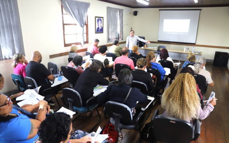 Com foco em inteligência artificial e finanças, Semana do MEI 2026 começa em Rio das Ostras. Foto: Matheus Muller