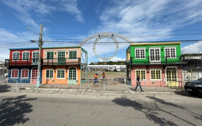 A área de eventos de Costazul já está se transformando na Cidade do Jazz Foto: Eduardo Yoshi
