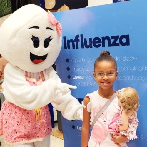 Vacina mantém crianças e adultos protegidos contra as doenças Foto: Divulgação
