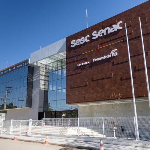 Unidade, construída em terreno cedido pela Prefeitura, reúne educação, cultura, esporte, lazer, saúde, desenvolvimento social e turismo em um só espaço. Foto: divulgação