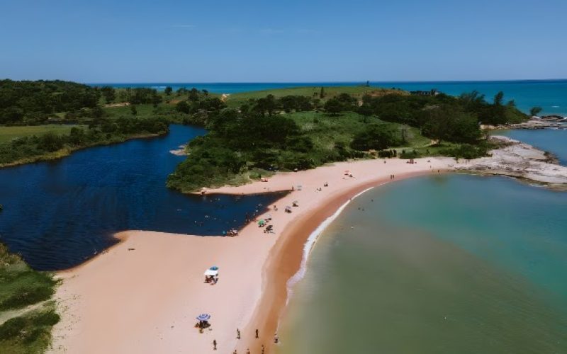 Praia de Itapebussus: Um Refúgio Encantador em Rio das Ostras