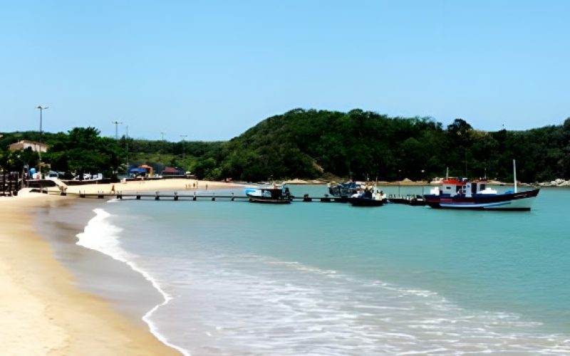 Rio das Ostras: Encontre Paz na Praia do Cemitério