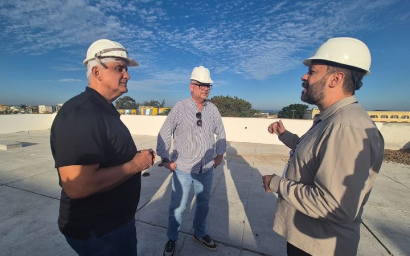 Após percorrer os quatro pavimentos, o prefeito destacou que a visita superou suas expectativas Foto: Divulgação