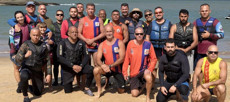 Treinamento prepara voluntários para apoiar ações de prevenção e resposta a emergências nas praias do município Foto: Ícaro Olegário