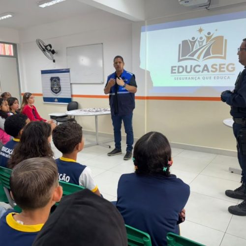 O secretário de Guarda, Trânsito e Ordem Pública, Carlos Menegasi, destacou que o objetivo do Programa Educaseg é contribuir para a formação cidadã dos estudantes Foto: Secom
