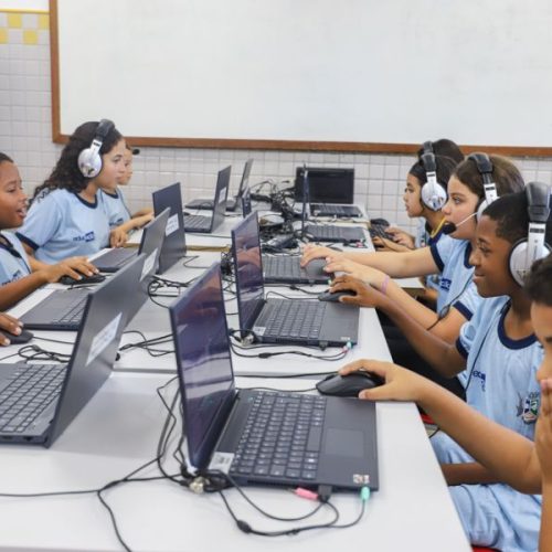 A Educação Digital já é uma realidade na rede Foto: Ákila Ribeiro