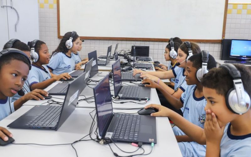 A Educação Digital já é uma realidade na rede Foto: Ákila Ribeiro