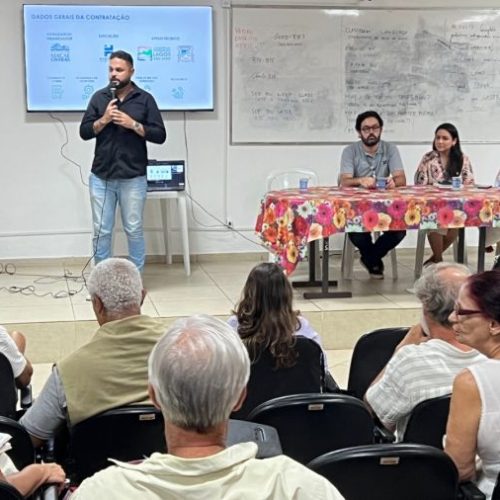 O Presidente do SAAE, Maycon Prata, representou o prefeito Carlos Augusto e falou sobre a importância do Plano de Saneamento Foto: Alexandre Leite