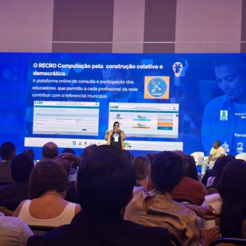 Município foi representado pela secretária de Educação, Marcele Raquel Martins, e pela coordenadora Luemy Avila. Foto: Divulgação