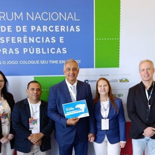 O prefeito Carlos Augusto Balthazar recebeu o Certificado de Adesão ao ProPEN em Brasília Foto: Divulgação / GOV.BR