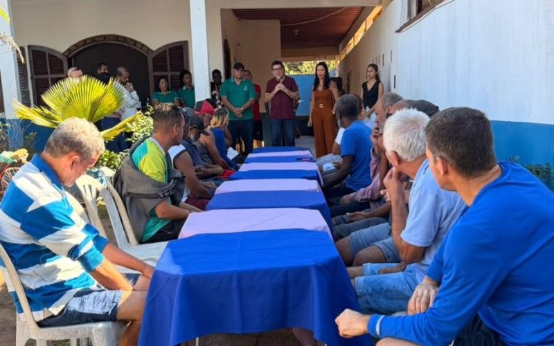 Programação reuniu cerca de 30 assistidos com almoço e apresentações culturais Foto: Divulgação