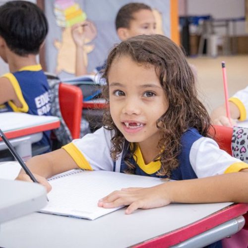 Avalia RJ mostrou que 73% dos alunos até o 2º ano dominam o processo de ler e escrever Foto: Ákilla Ribeiro