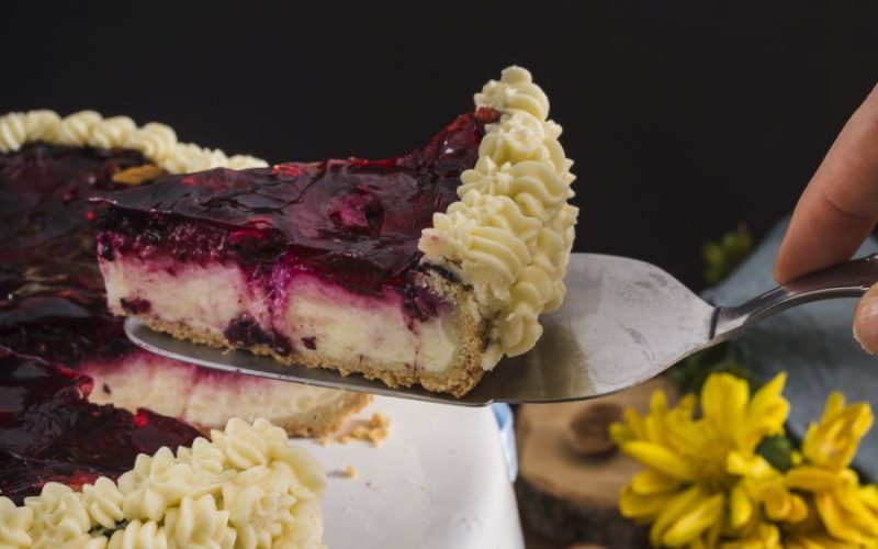 Serão servidas fatias de bolos de vários sabores Foto: Divulgação