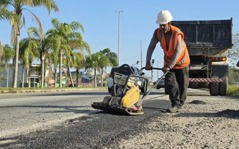 Entre os serviços programados está o patrolamento de vias no Mar do Norte, no Âncora e Cidade Beira Mar Foto: Matheus Muller