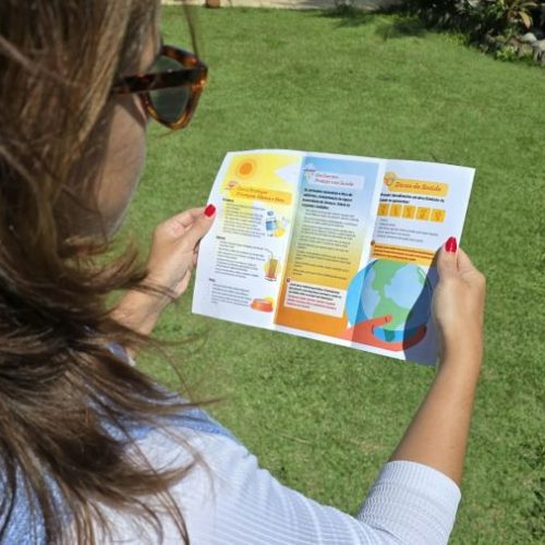 Além da organização do Simpósio, Vigilância em Saúde produziu uma cartilha sobre El Niño para orientar a população Foto: Matheus Muller